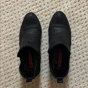 Rock and Candy low cut boot.